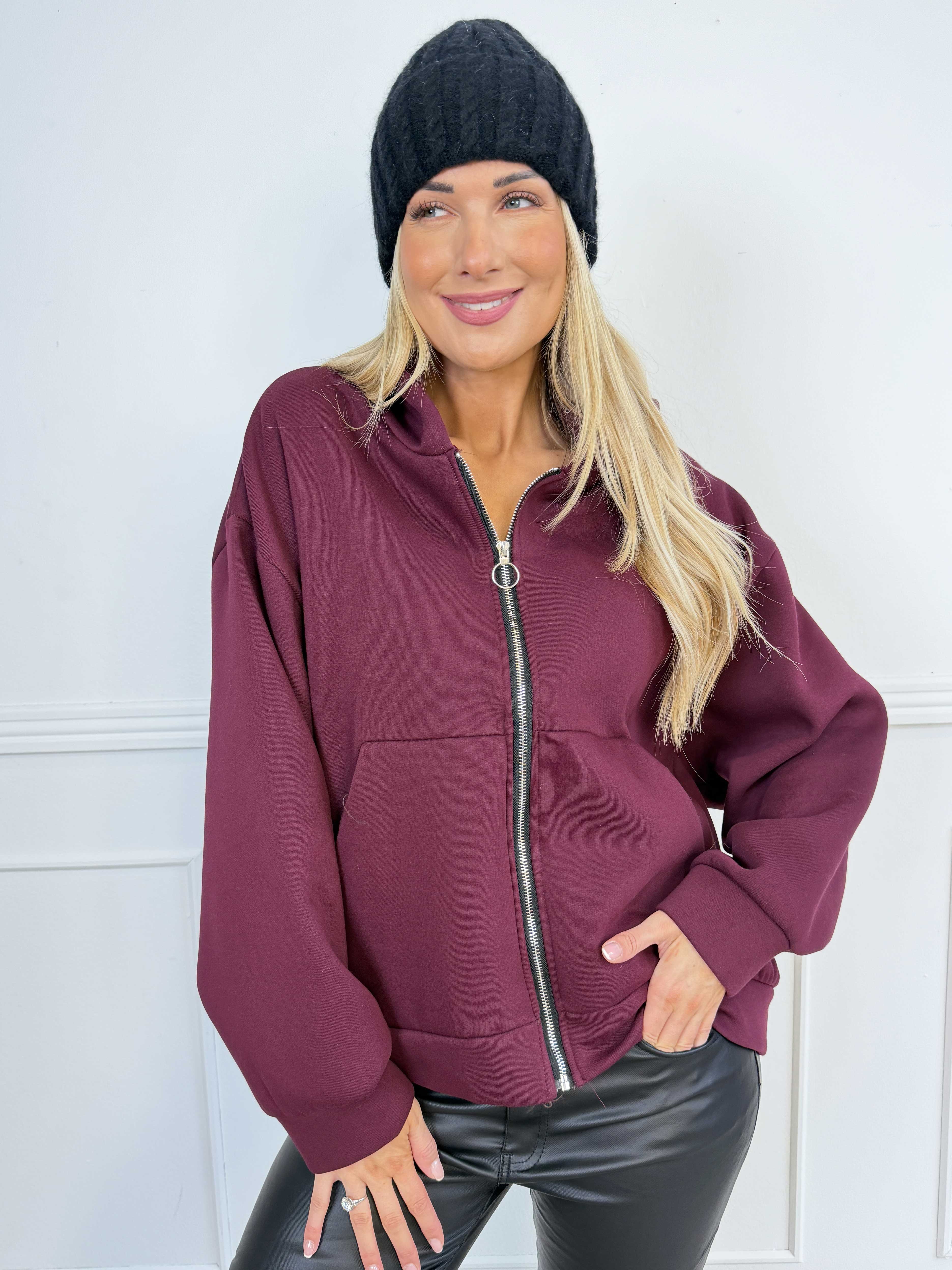 Lola - Skön oversized huvtröja i en bomullsblandning med mjukt innerfoder